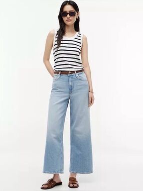 Tommy Hilfiger light wash high rise wide leg crop jeans coastal casual 00/24